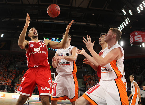 参与到体育 参与到体育