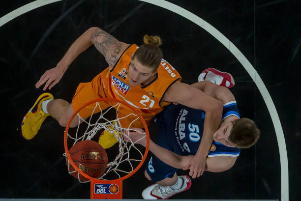 次巧妙助攻 次巧妙助攻